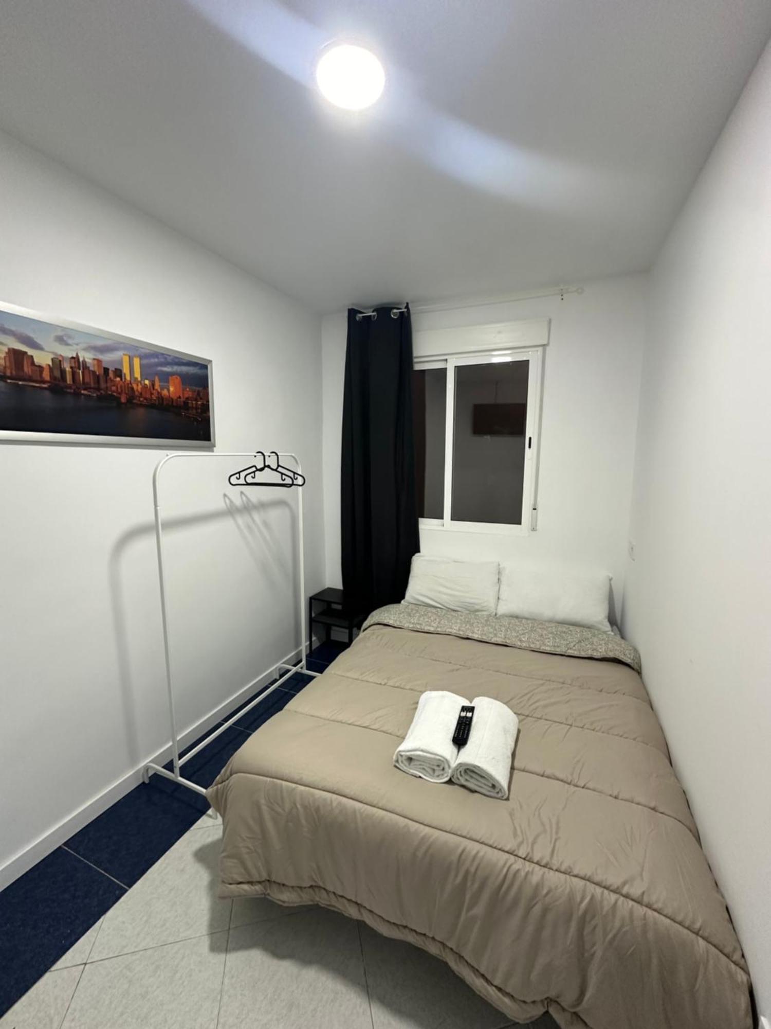 מדריד Rooms Mediavilla מראה חיצוני תמונה