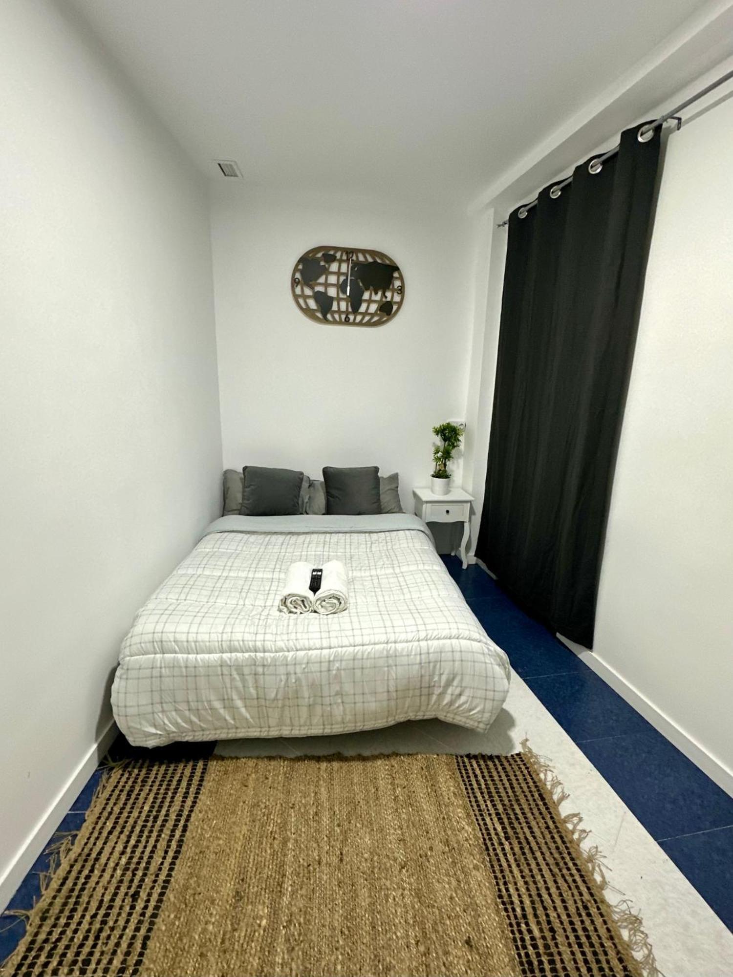 מדריד Rooms Mediavilla מראה חיצוני תמונה